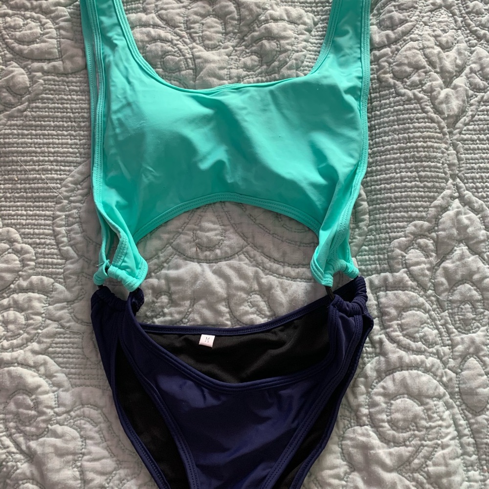 Cut out One piece